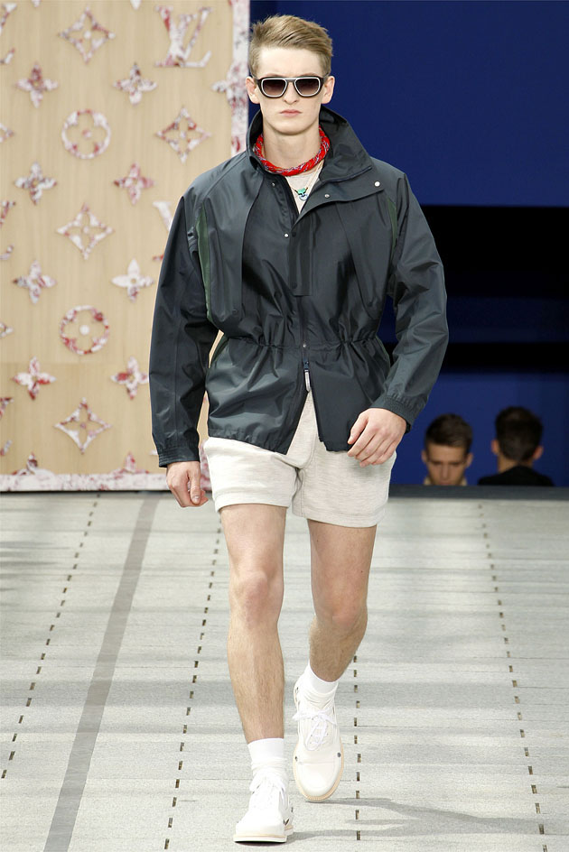 Louis Vuitton SS 2012